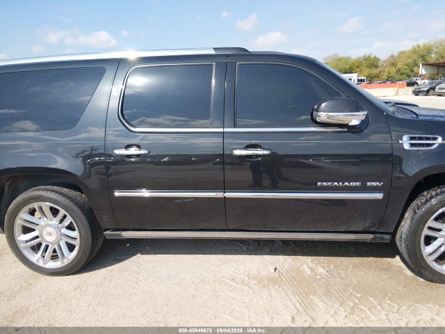 45946678 :رقم المزاد ، 1GYS4KEF4DR297615 vin ، 2013 Cadillac Escalade Esv Platinum Edition مزاد بيع