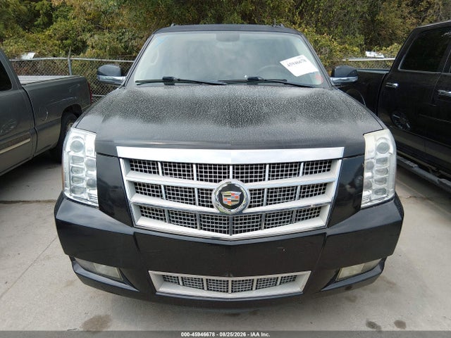 45946678 :رقم المزاد ، 1GYS4KEF4DR297615 vin ، 2013 Cadillac Escalade Esv Platinum Edition مزاد بيع