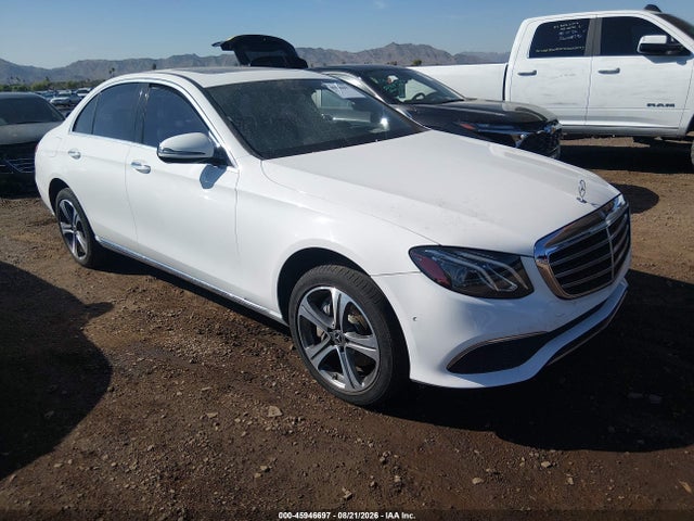 Mercedes-Benz E 300 2017 WDDZF4JBXHA175140 Image 1