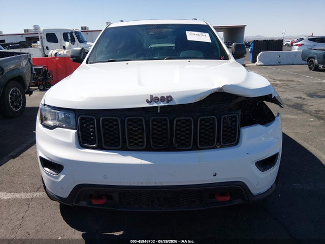 45946702 :رقم المزاد ، 1C4RJFLG5JC135054 vin ، 2018 Jeep Grand Cherokee Trailhawk 4x4 مزاد بيع