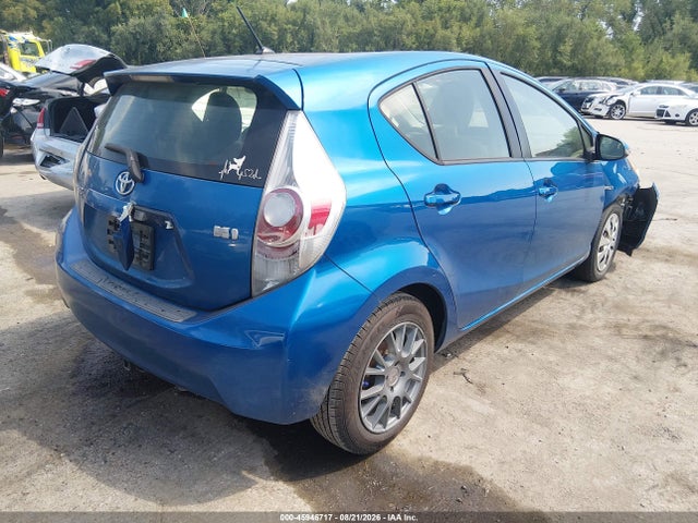 45946717 :رقم المزاد ، JTDKDTB30D1543774 vin ، 2013 Toyota Prius C Two مزاد بيع