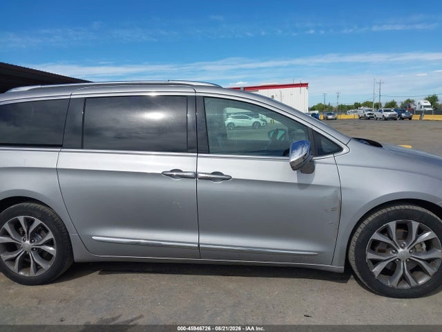 Chrysler Pacifica Limited 2017 2C4RC1GG1HR647869 Image 14