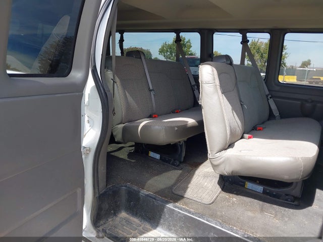 1GAZGPFG4J1303223 Chevrolet Express 3500 Lt