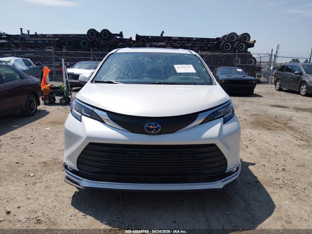 2022 Toyota Sienna Xle მანქანა იყიდება აუქციონზე, vin: 5TDJRKEC7NS092060, აუქციონის ნომერი: 45946769
