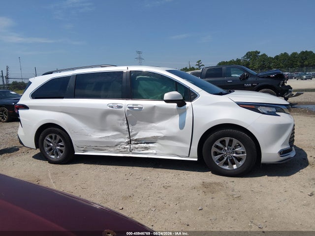 2022 Toyota Sienna Xle მანქანა იყიდება აუქციონზე, vin: 5TDJRKEC7NS092060, აუქციონის ნომერი: 45946769
