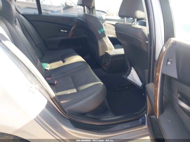 45946806 :رقم المزاد ، WBANE73546CM33168 vin ، 2006 Bmw 530i مزاد بيع