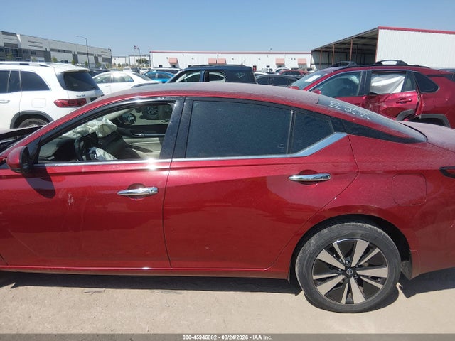 45946882 :رقم المزاد ، 1N4BL4EW4NN400888 vin ، 2022 Nissan Altima Sl Intelligent Awd مزاد بيع