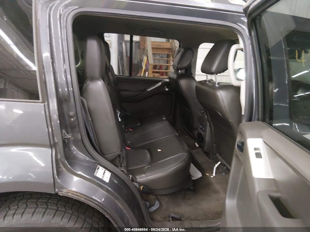 Продаж на аукціоні авто 2012 Nissan Pathfinder Silver, vin: 5N1AR1NB8CC627795, номер лоту: 45946884