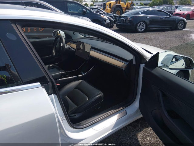 Tesla Model 3 Long Range/performance 2019 5YJ3E1EB5KF511884 Image 5