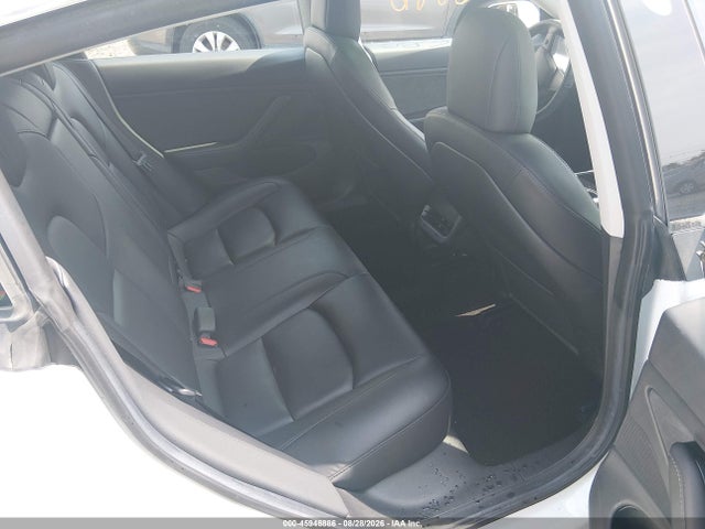 Tesla Model 3 Long Range/performance 2019 5YJ3E1EB5KF511884 Image 8