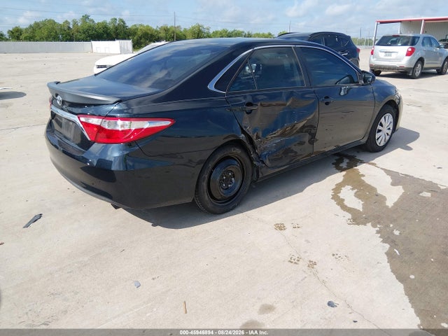 Toyota CAMRY LE 2016 4T4BF1FK2GR575159 Image 4