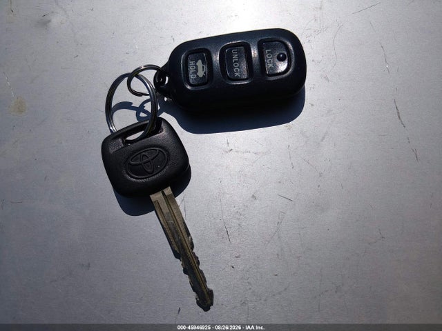 45946925 :رقم المزاد ، 4T1BE32K35U419403 vin ، 2005 Toyota Camry Le مزاد بيع