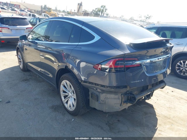 Tesla Model X 100d/75d/p100d 2018 5YJXCAE25JF104654 Image 3