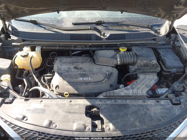 2C4RC1BG0HR810664 Chrysler Pacifica Touring-l