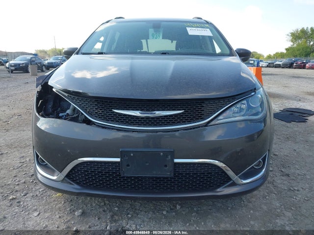 2C4RC1BG0HR810664 Chrysler Pacifica Touring-l
