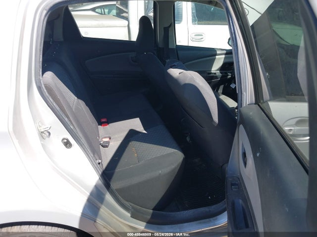 VNKKTUD31FA042716 Toyota YARIS L