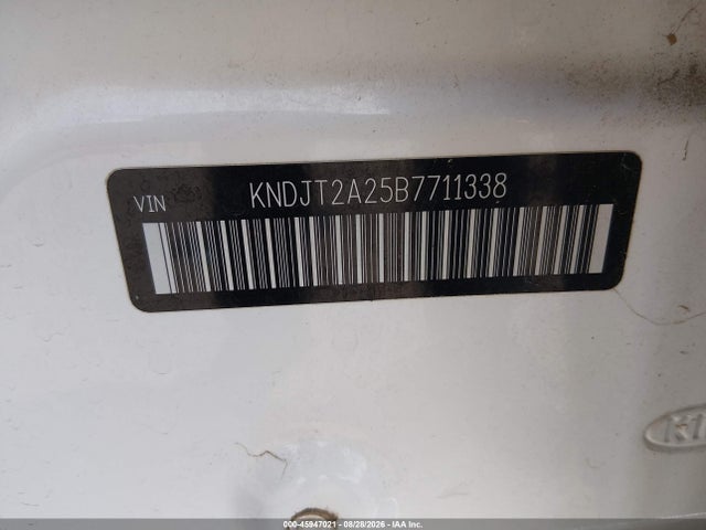 Auction sale of the 2011 Kia Soul +, vin: KNDJT2A25B7711338, lot number: 45947021