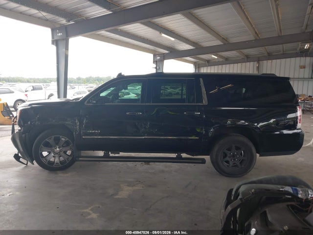 2015 Gmc Yukon Xl 1500 Denali მანქანა იყიდება აუქციონზე, vin: 1GKS1JKJ8FR713710, აუქციონის ნომერი: 45947026