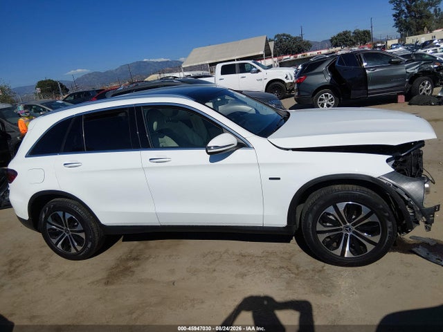 2020 Mercedes-benz Glc 350e 4matic მანქანა იყიდება აუქციონზე, vin: W1N0G5DB6LF775871, აუქციონის ნომერი: 45947030