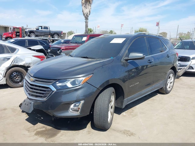 Chevrolet EQUINOX LT 2018 2GNAXKEX6J6297373 Image 2
