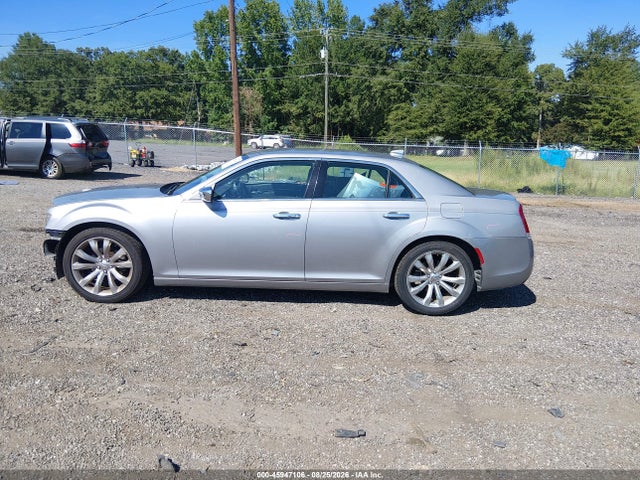 45947106 :رقم المزاد ، 2C3CCAEG6JH159655 vin ، 2018 Chrysler 300 Limited مزاد بيع