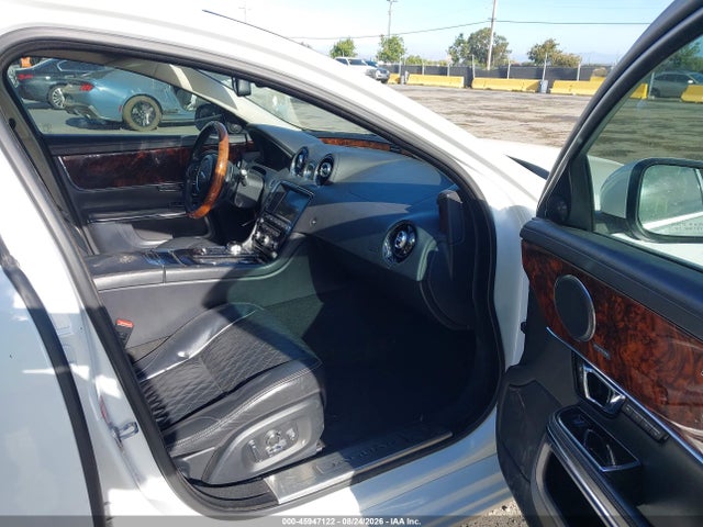 Aukcja sprzedaży 2016 Jaguar Xj Xjl Portfolio, vin: SAJWJ2GD8G8W02962, numer aukcji: 45947122