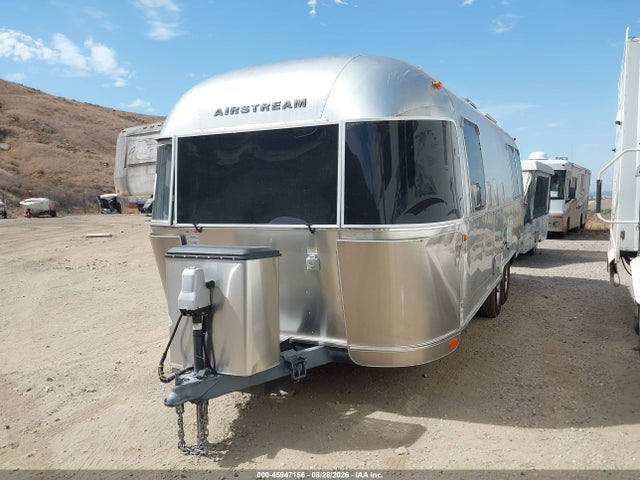 Airstream Other 2016 1STJ9YJ27GJ534837 Image 2