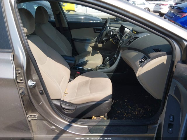 5NPDH4AEXEH526822 Hyundai ELANTRA SE