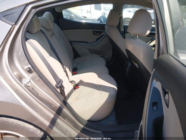 5NPDH4AEXEH526822 Hyundai ELANTRA SE