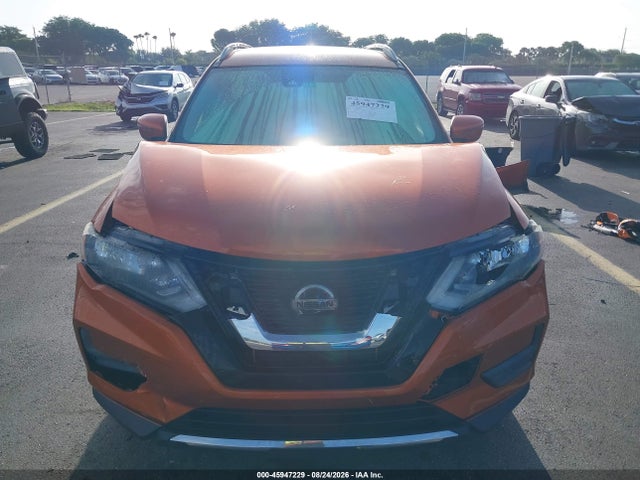Auction sale of the 2019 Nissan Rogue Sv, vin: 5N1AT2MT8KC767295, lot number: 45947229