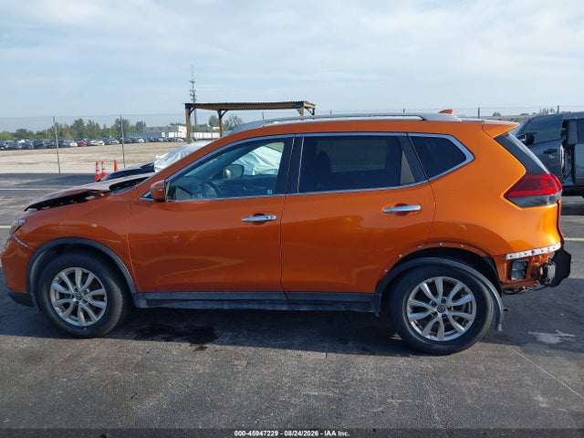 Auction sale of the 2019 Nissan Rogue Sv, vin: 5N1AT2MT8KC767295, lot number: 45947229