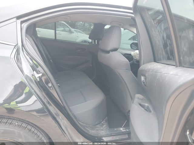 45947248 :رقم المزاد ، 5YFEPMAE2NP321201 vin ، 2022 Toyota Corolla Le مزاد بيع