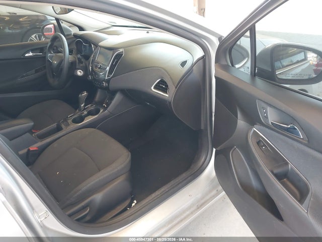 1G1BE5SM0H7202176 Chevrolet Cruze Lt Auto