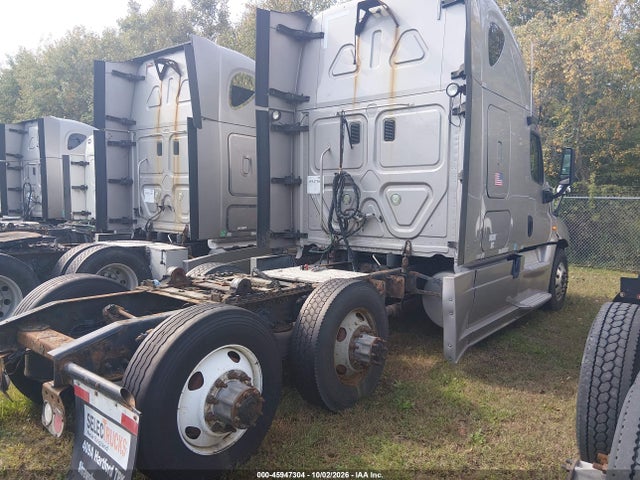 2013 Freightliner Cascadia 125 მანქანა იყიდება აუქციონზე, vin: 1FUJGLDR4DSBV3397, აუქციონის ნომერი: 45947304