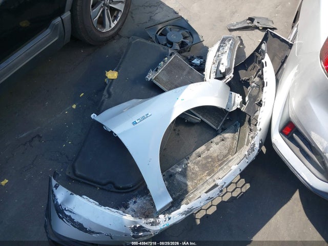 Продаж на аукціоні авто 2018 Honda Clarity Plug-in Hybrid Touring, vin: JHMZC5F32JC015692, номер лоту: 45947318