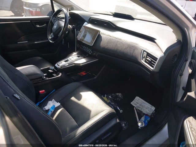 Продаж на аукціоні авто 2018 Honda Clarity Plug-in Hybrid Touring, vin: JHMZC5F32JC015692, номер лоту: 45947318