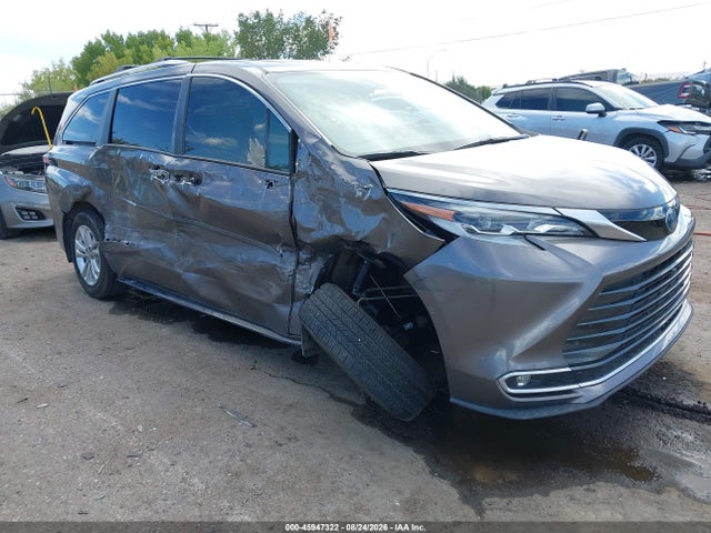 2023 Toyota Sienna Platinum მანქანა იყიდება აუქციონზე, vin: 5TDESKFC9PS102692, აუქციონის ნომერი: 45947322