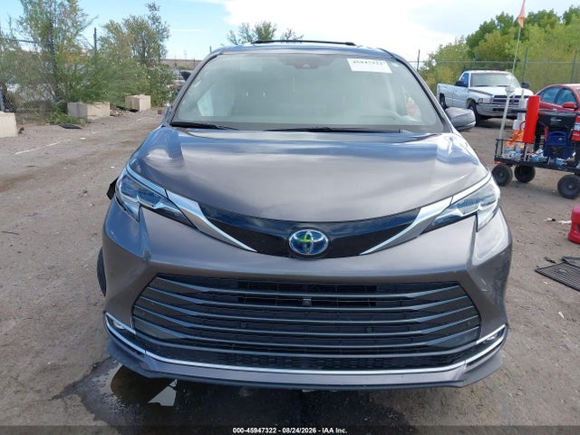 Продаж на аукціоні авто 2023 Toyota Sienna Platinum, vin: 5TDESKFC9PS102692, номер лоту: 45947322