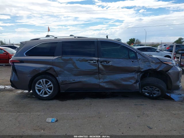 Продаж на аукціоні авто 2023 Toyota Sienna Platinum, vin: 5TDESKFC9PS102692, номер лоту: 45947322