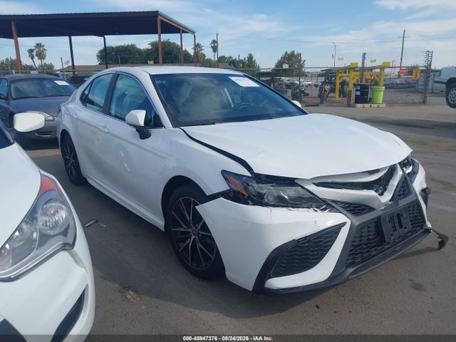 2024 Toyota Camry Se მანქანა იყიდება აუქციონზე, vin: 4T1G11AK7RU891858, აუქციონის ნომერი: 45947376