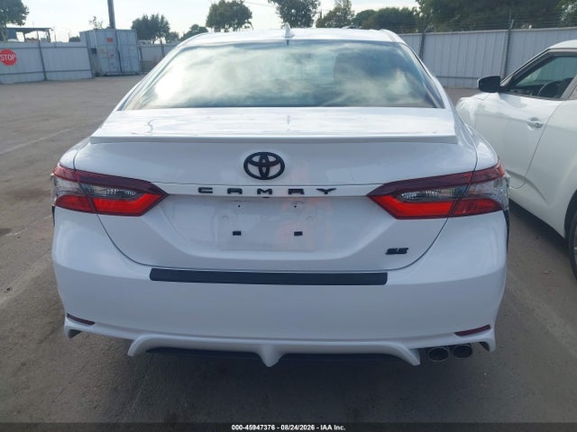 2024 Toyota Camry Se მანქანა იყიდება აუქციონზე, vin: 4T1G11AK7RU891858, აუქციონის ნომერი: 45947376