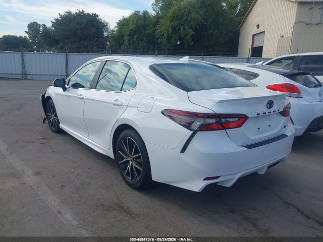 2024 Toyota Camry Se მანქანა იყიდება აუქციონზე, vin: 4T1G11AK7RU891858, აუქციონის ნომერი: 45947376