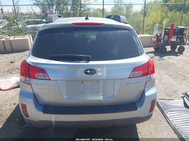 Subaru Outback 2.5i Premium 2014 4S4BRCCC3E3284537 Image 16