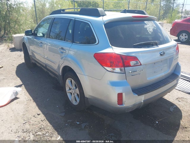 Subaru Outback 2.5i Premium 2014 4S4BRCCC3E3284537 Image 3