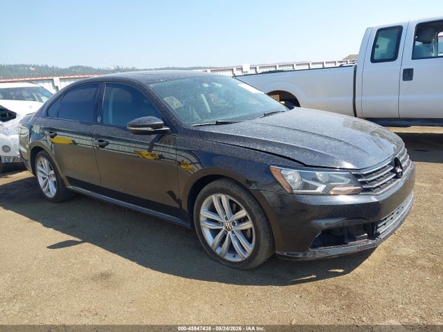 1VWLA7A37KC004718 Volkswagen Passat 2.0t Wolfsburg Edition