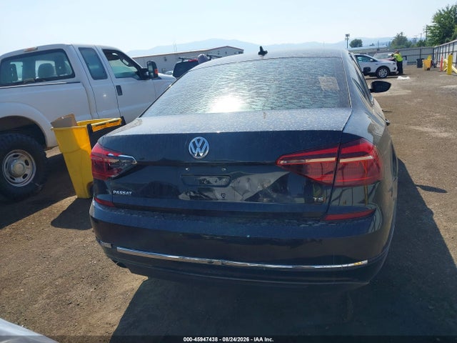 1VWLA7A37KC004718 Volkswagen Passat 2.0t Wolfsburg Edition