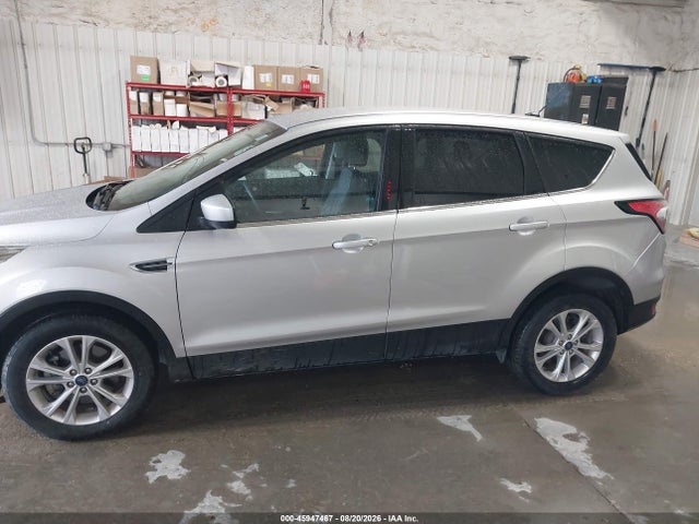 Продаж на аукціоні авто 2017 Ford Escape Se, vin: 1FMCU9GD1HUA69830, номер лоту: 45947467