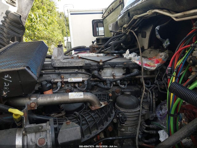 2015 Freightliner Cascadia 125 მანქანა იყიდება აუქციონზე, vin: 1FUJGLDV5FLGF1016, აუქციონის ნომერი: 45947478