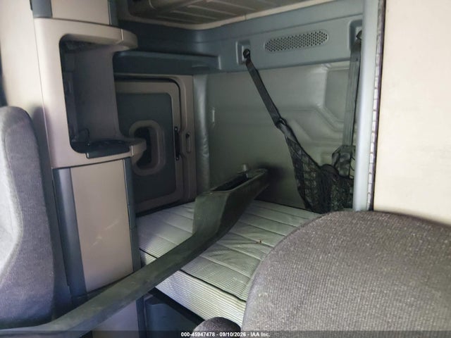 2015 Freightliner Cascadia 125 მანქანა იყიდება აუქციონზე, vin: 1FUJGLDV5FLGF1016, აუქციონის ნომერი: 45947478