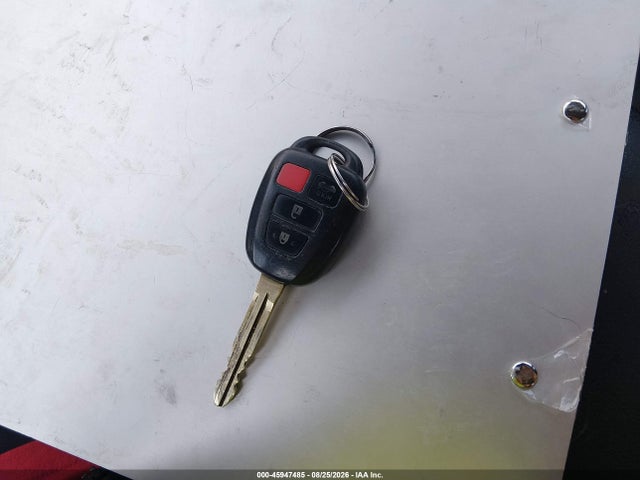 45947485 :رقم المزاد ، 4T1BF1FK1HU651806 vin ، 2017 Toyota Camry Se مزاد بيع